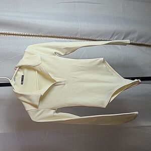 Zara cream polo bodysuit Size Med